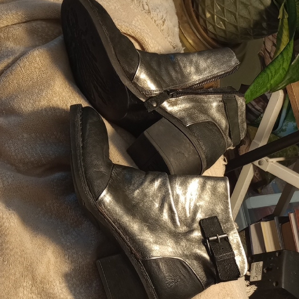 Fly London Stylish Black and Silver Women's Ankle Boots - Picture 8 of 8